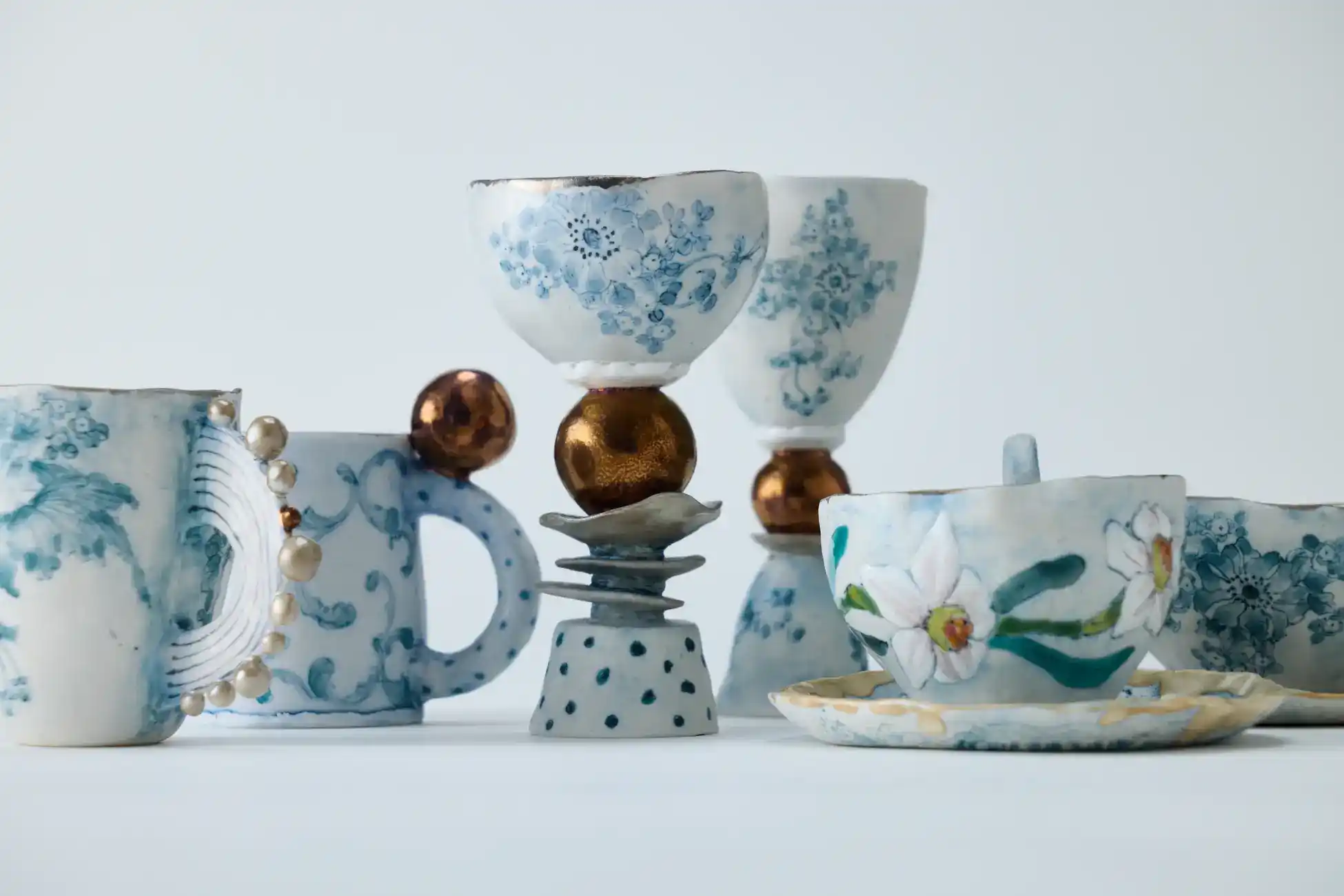 ENFÖLD（エンフォルド）×陶芸家 スズキヨウコ氏：静謐な美しさを纏うホリデーコレクション、12月3日発売