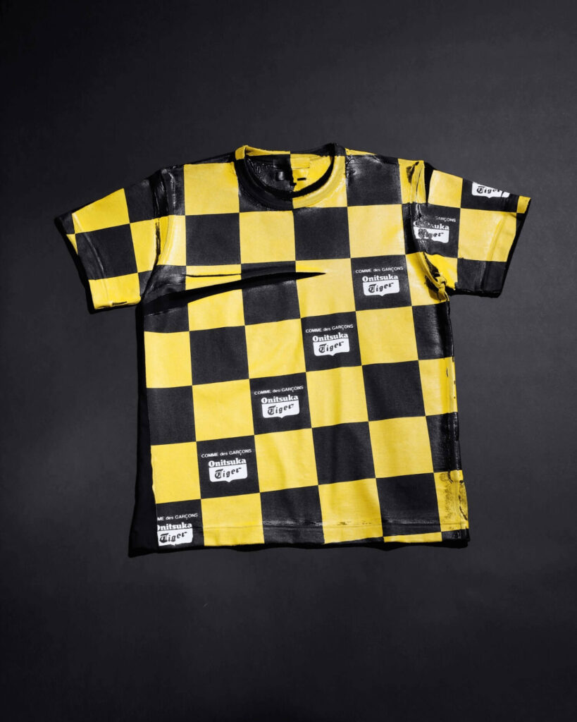 半袖Tシャツ：2型（19,800円、27,500円）