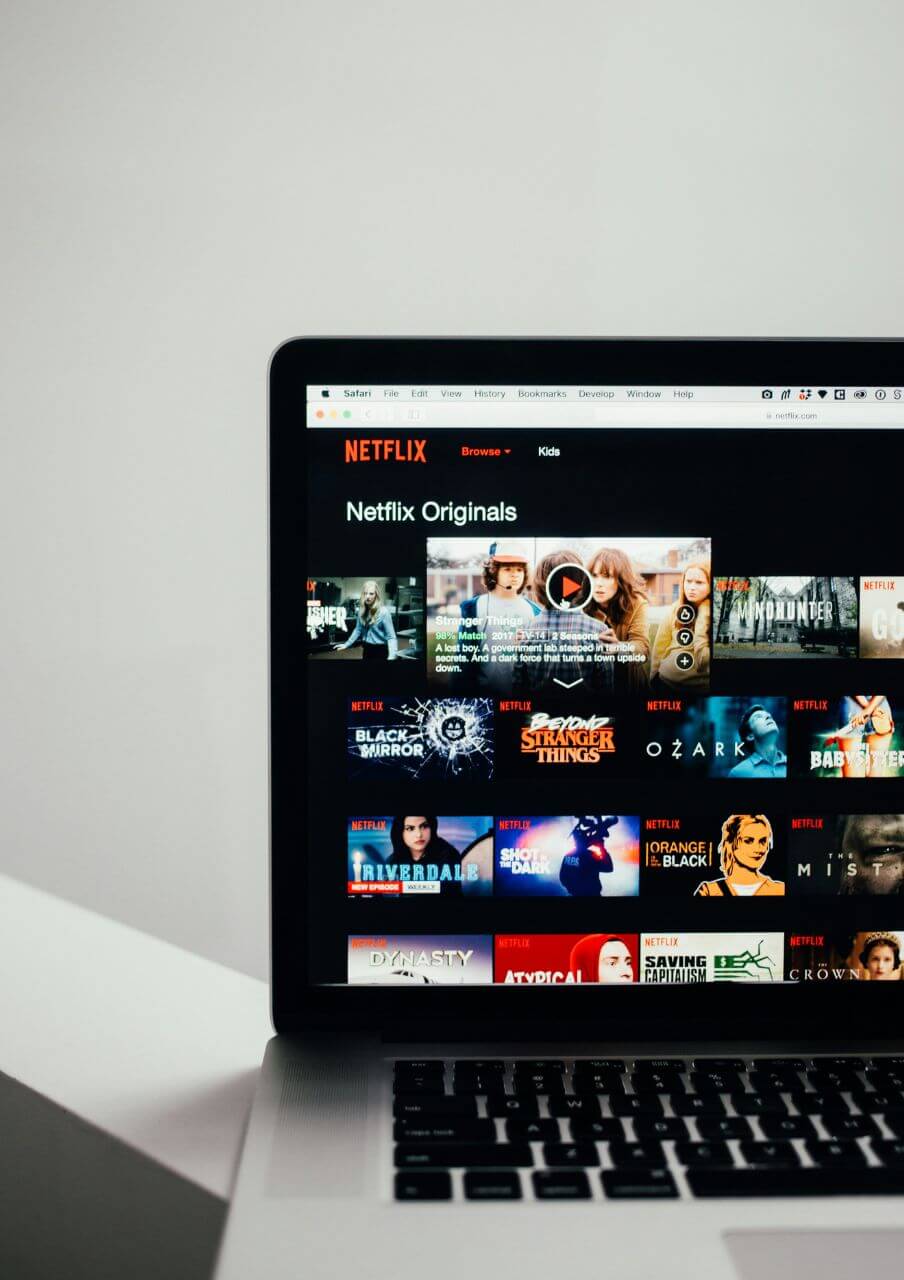 Netflix、ワーナー買収で何が変わる？ストリーミング戦争の終幕と「大再編」時代の到来